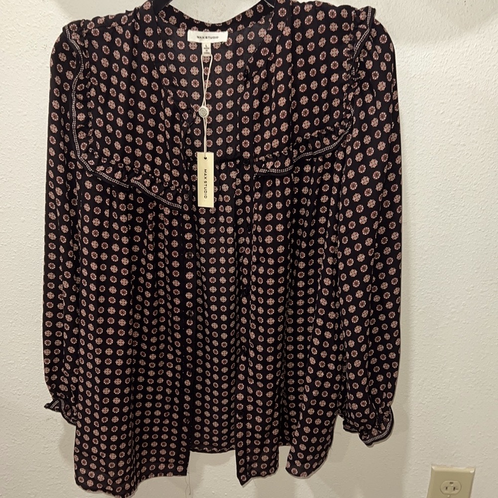Max Studio Long Sleeve Button Front Size L - image 3